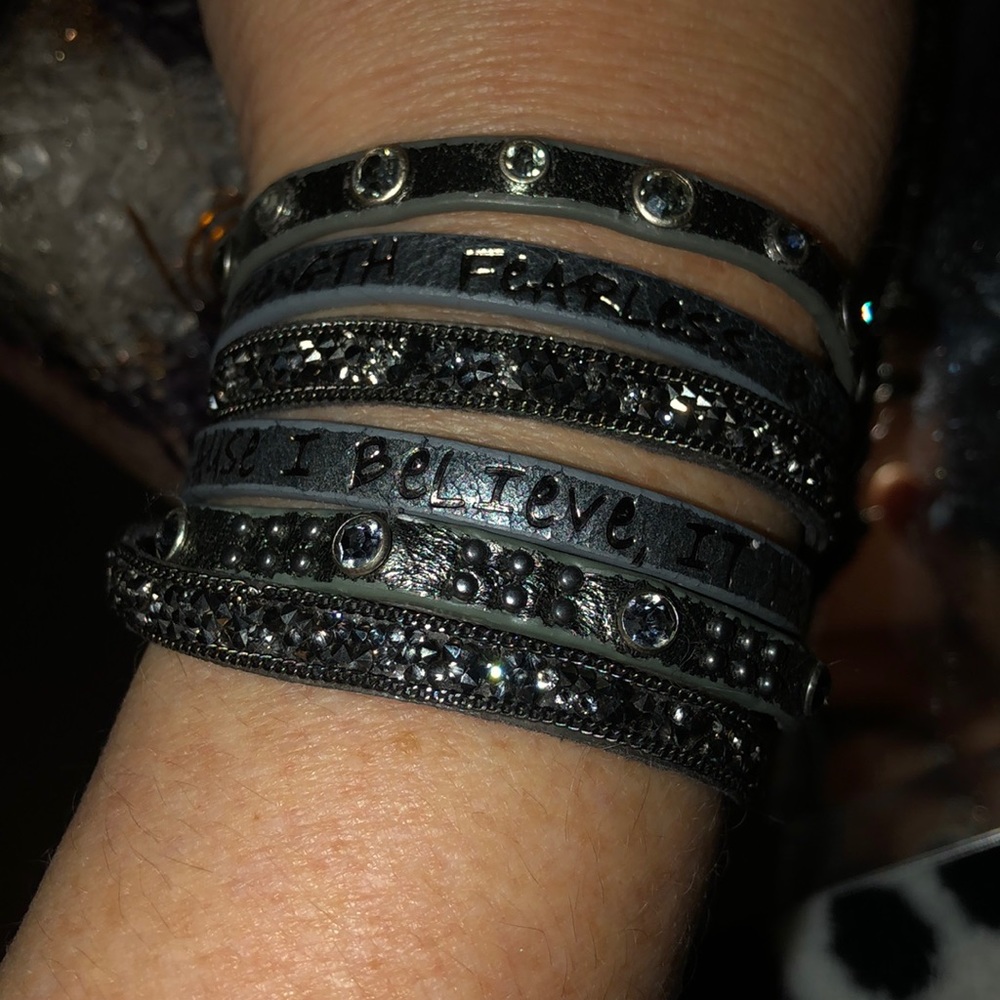 Goodworks make difference sparkle crystal bracelet